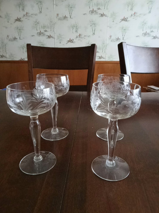 4 Glassware set